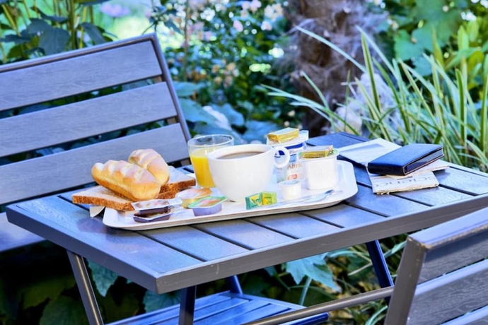 Imagen del bar/restaurante del Hotel Premiere Classe Bourges (6 Kms Du Centre-ville). Foto 5