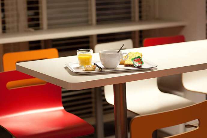 Imagen general del Hotel Premiere Classe Clermont Ferrand Sud - Aubière. Foto 14