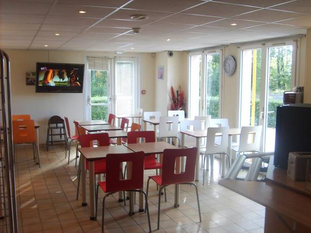 Imagen del bar/restaurante del Hotel Premiere Classe Dunkerque Sud - Loon Plage. Foto 2