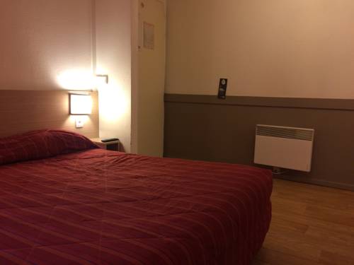 Imagen de la habitación del Hotel Premiere Classe La Ville Du Bois. Foto 6