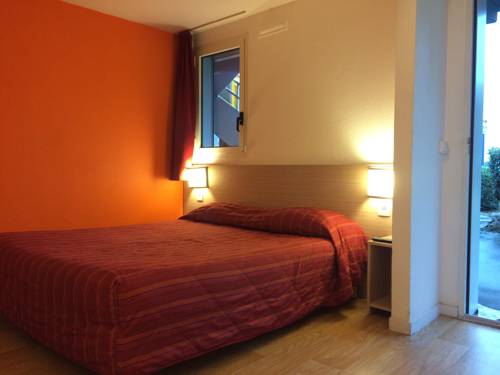 Imagen de la habitación del Hotel Premiere Classe La Ville Du Bois. Foto 10