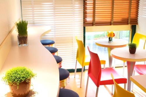 Imagen del bar/restaurante del Hotel Premiere Classe Marne La Vallee - Torcy. Foto 2