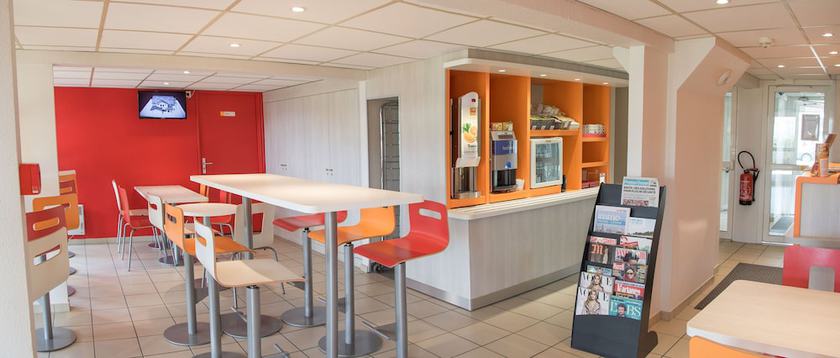 Imagen del bar/restaurante del Hotel Premiere Classe Nantes Est - Saint Sebastien Sur Loire. Foto 9
