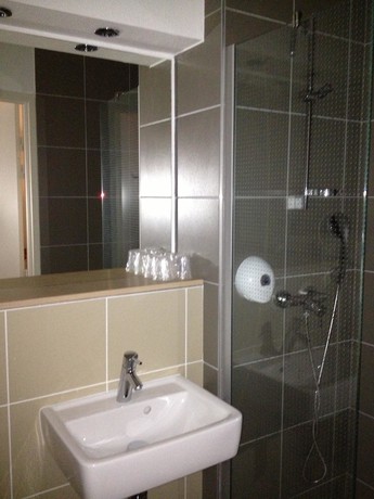 Imagen de la habitación del Hotel Premiere Classe Roissy - A&eacute;roport Cdg - Le Mesnil Amelot. Foto 10