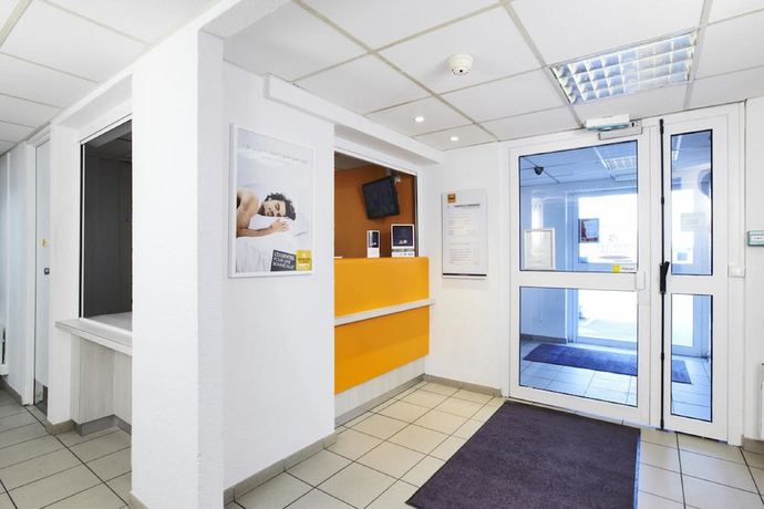 Imagen de los interiores del Hotel Premiere Classe Saint Brice Sous For&ecirc;t. Foto 16