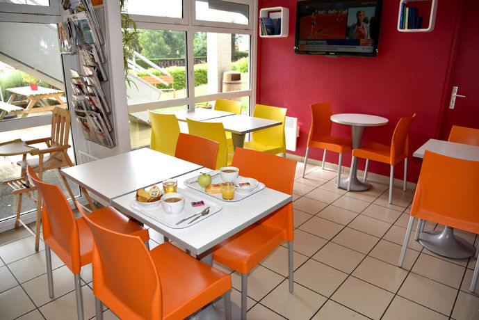 Imagen de la habitación del Hotel Premiere Classe Saintes. Foto 12