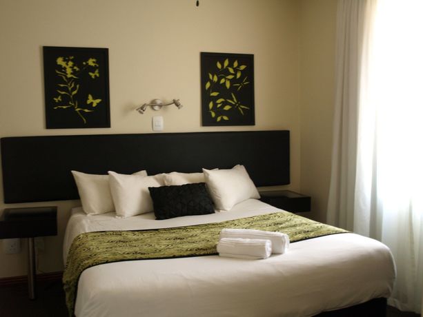 Imagen de la habitación del Hotel Premiere Classe Suites. Foto 1