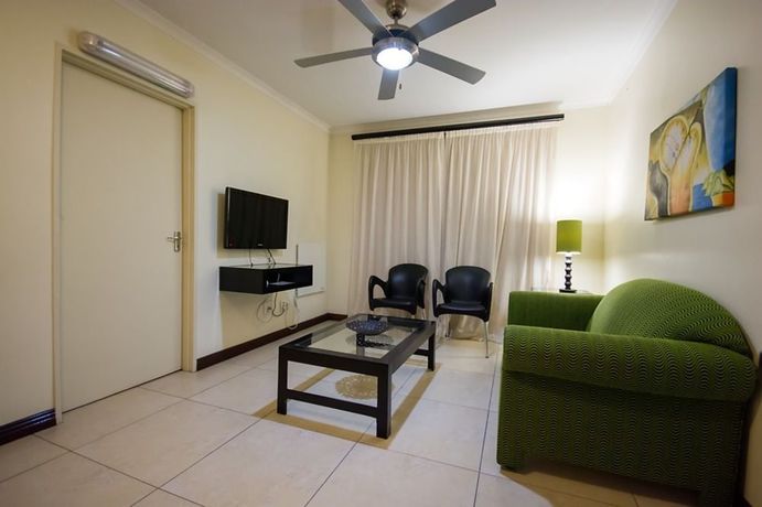 Imagen de la habitación del Hotel Premiere Classe Suites. Foto 5