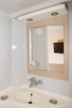 Imagen de la habitación del Hotel Premiere Classe Toulouse Ouest - Blagnac A&eacute;roport. Foto 18