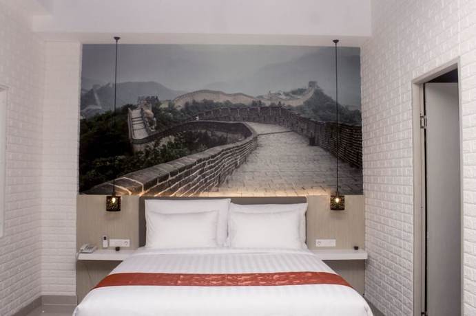Imagen de la habitación del Hotel Premiere Tegal. Foto 9