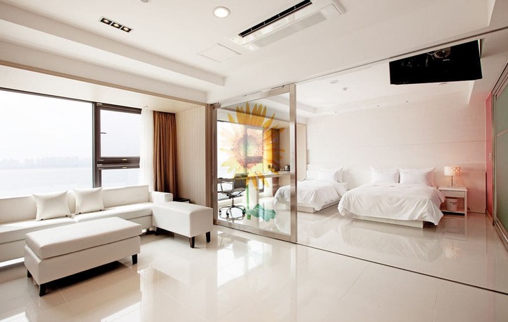 Imagen de la habitación del Hotel Premiers. Foto 11