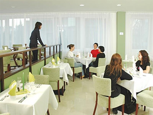 Imagen general del Hotel Premium, Bratislava. Foto 14