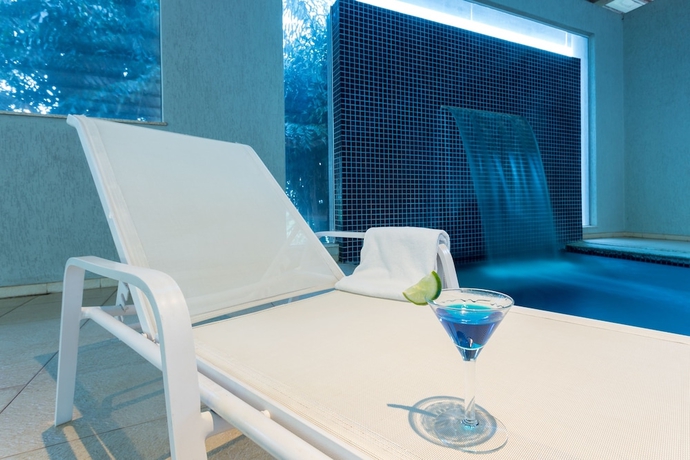 Imagen de la piscina del Hotel Premium Campinas. Foto 18