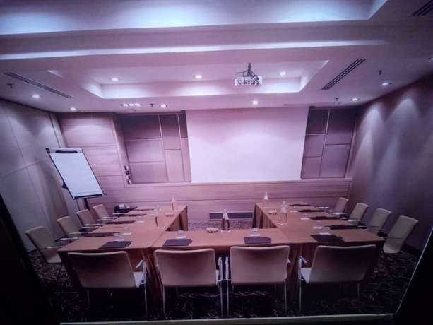 Imagen de los interiores del Hotel Premium, Douala. Foto 18