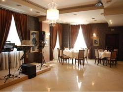 Imagen general del Hotel Premium Hotel, Chernivtsi. Foto 19