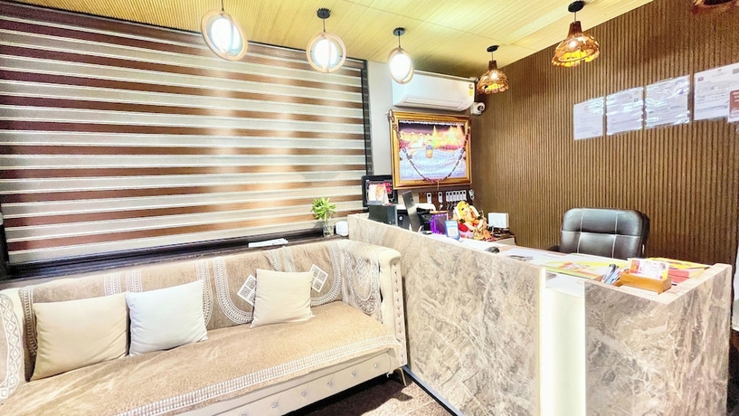Imagen de los interiores del Hotel Premium M Shri near Mahakal Temple. Foto 13