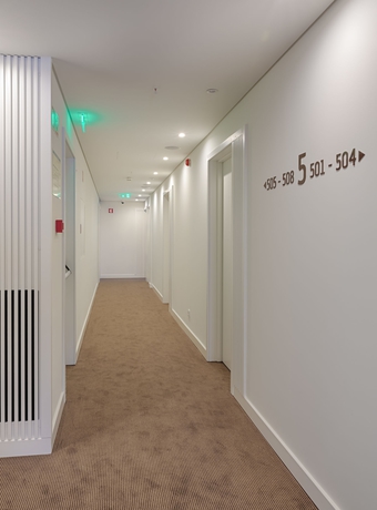 Imagen de los interiores del Hotel Premium Porto Downtown. Foto 14