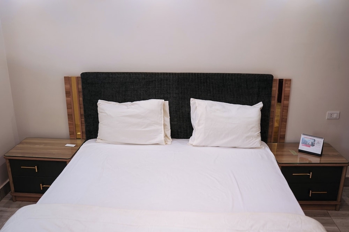 Imagen de la habitación del Hotel Premium Swiss Residence Rehab. Foto 6