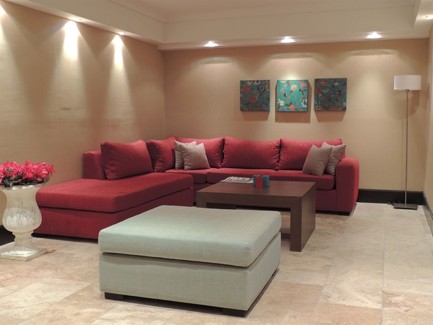 Imagen de los interiores del Hotel Premium Tower Suites San Luis. Foto 7