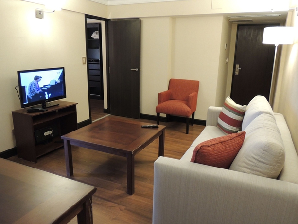 Imagen de la habitación del Hotel Premium Tower Suites San Luis. Foto 4