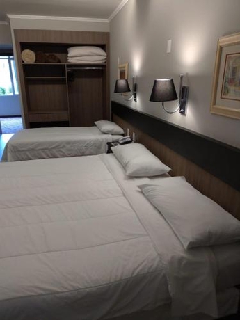 Imagen de la habitación del Hotel Premium Vila Velha. Foto 6