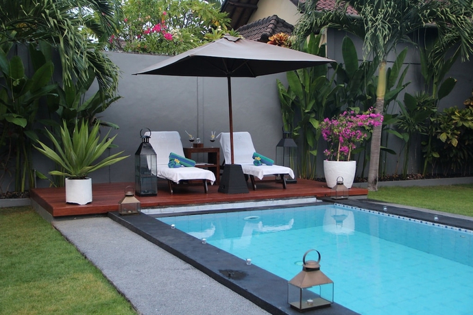Imagen de la habitación del Hotel Premium Villas Seminyak. Foto 5
