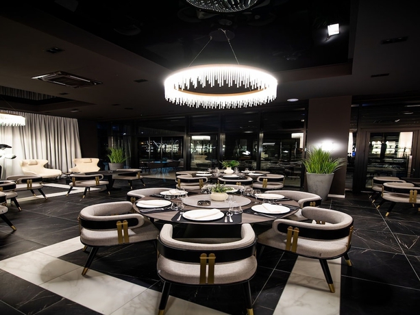 Imagen del bar/restaurante del Hotel Premium hotel, Novi Sad. Foto 4