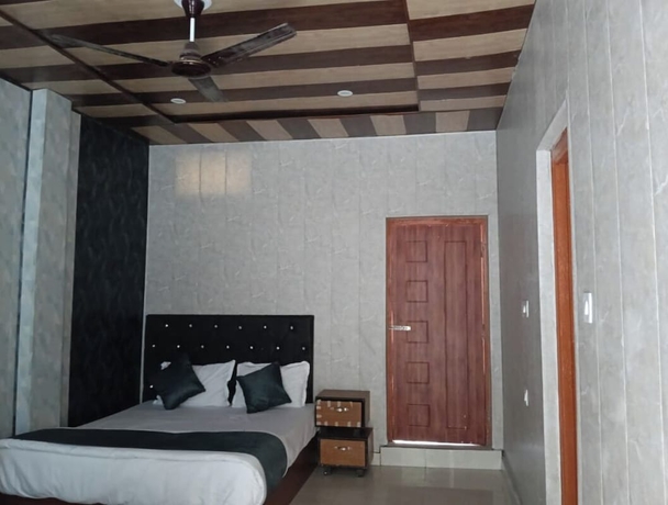 Imagen de la habitación del Hotel Premji And Restaurant. Foto 9