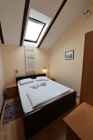 Imagen de la habitación del Hotel Prenociste Stojic Novi Sad. Foto 4