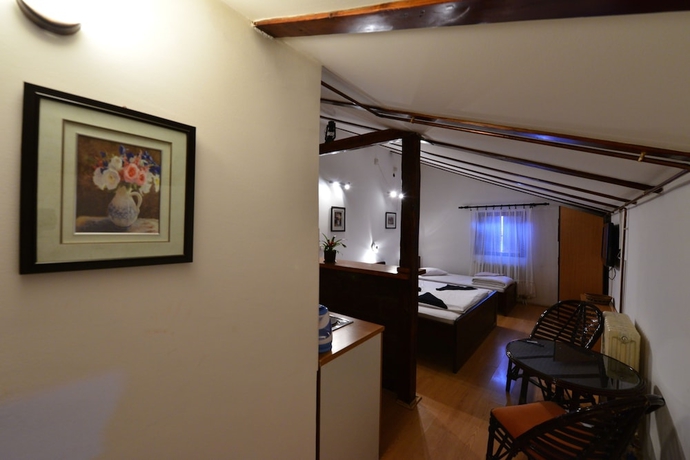 Imagen de la habitación del Hotel Prenociste Stojic Novi Sad. Foto 13
