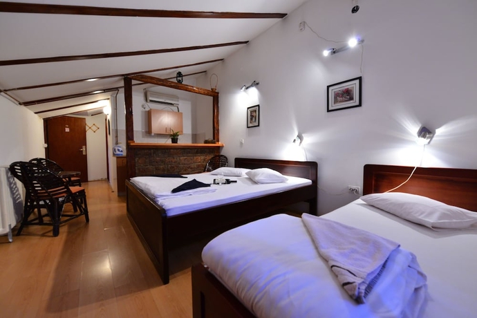 Imagen de la habitación del Hotel Prenociste Stojic Novi Sad. Foto 14