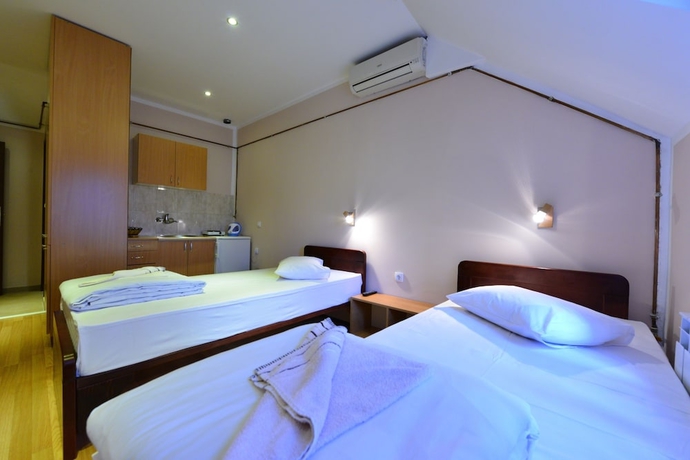 Imagen de la habitación del Hotel Prenociste Stojic Novi Sad. Foto 15