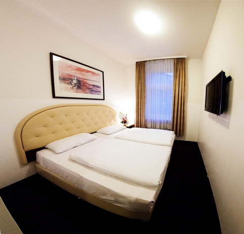 Imagen de la habitación del Hotel Prens Berlin. Foto 4