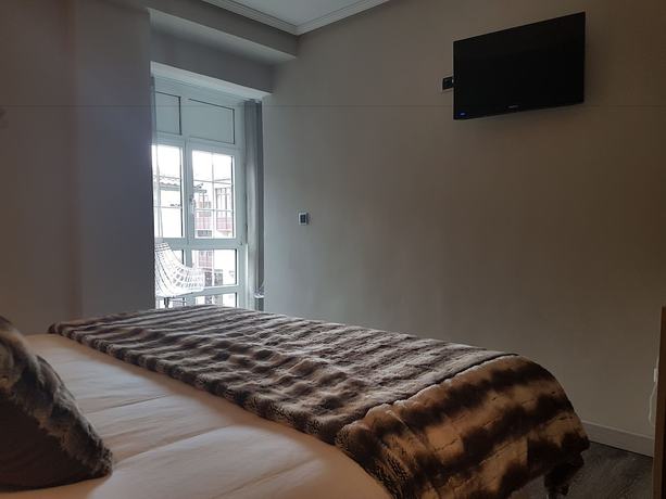 Imagen de la habitación del Hotel Presa. Foto 7