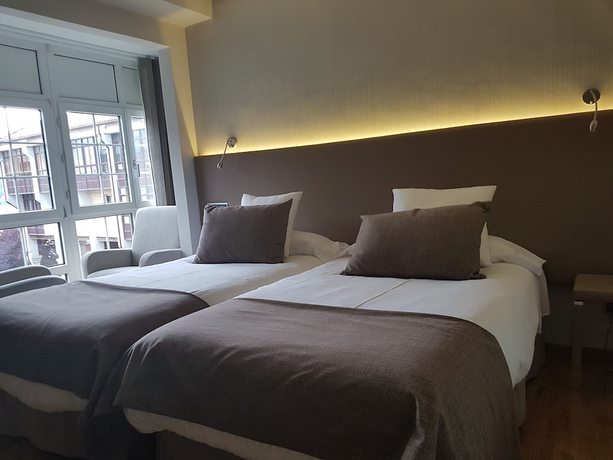 Imagen de la habitación del Hotel Presa. Foto 11