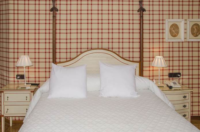 Imagen de la habitación del Hotel Presa. Foto 17