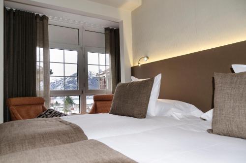 Imagen general del Hotel Presa. Foto 3