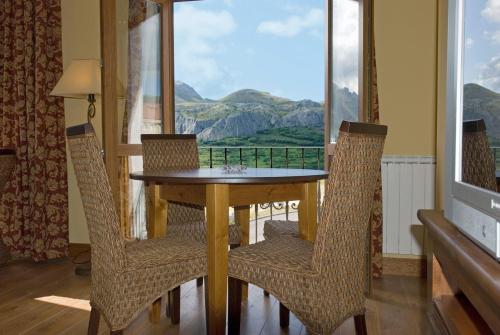 Imagen de la habitación del Hotel Presa. Foto 15