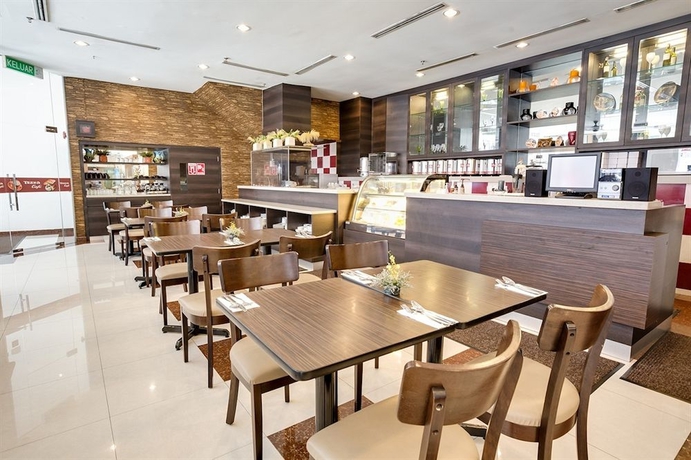 Imagen del bar/restaurante del Hotel Prescott Kl Medan Tuanku. Foto 2