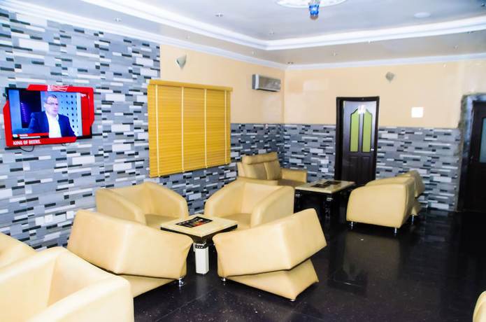 Imagen de los interiores del Hotel Prescotts. Foto 18