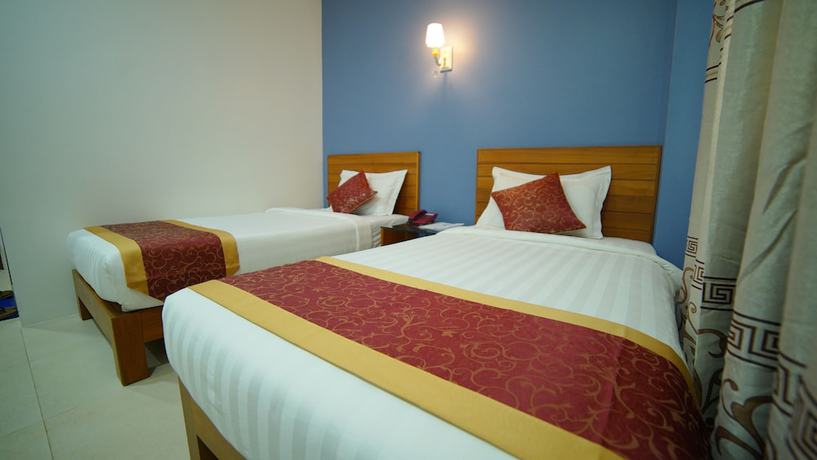 Imagen de la habitación del Hotel Present. Foto 13