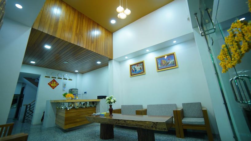 Imagen de los interiores del Hotel Present. Foto 20