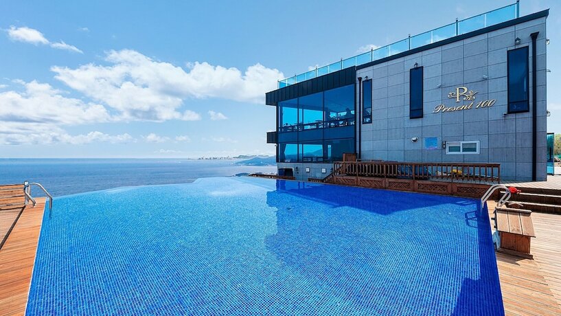 Imagen general del Hotel Present Poolvilla. Foto 10