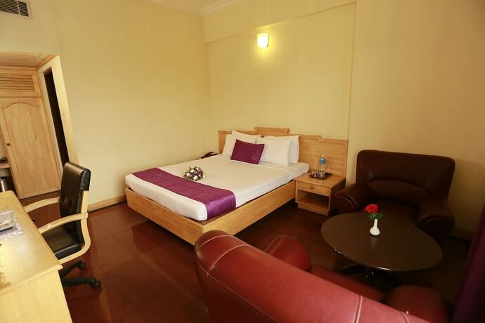 Imagen de la habitación del Hotel Presidency. Foto 6