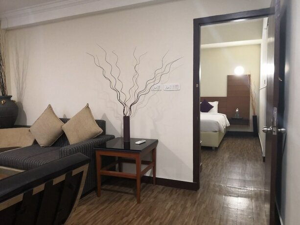 Imagen de la habitación del Hotel Presidency. Foto 9