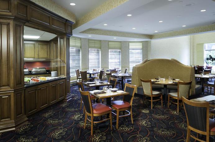 Imagen del bar/restaurante del Hotel President Abraham Lincoln Springfield - Doubletree By Hilton. Foto 3