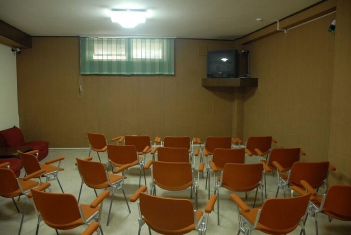 Imagen de los interiores del Hotel President, Acquaviva Picena. Foto 19