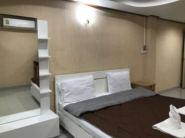 Imagen general del Hotel President Apartment. Foto 7