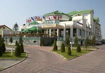 Imagen de los exteriores del Hotel President, Arad. Foto 4