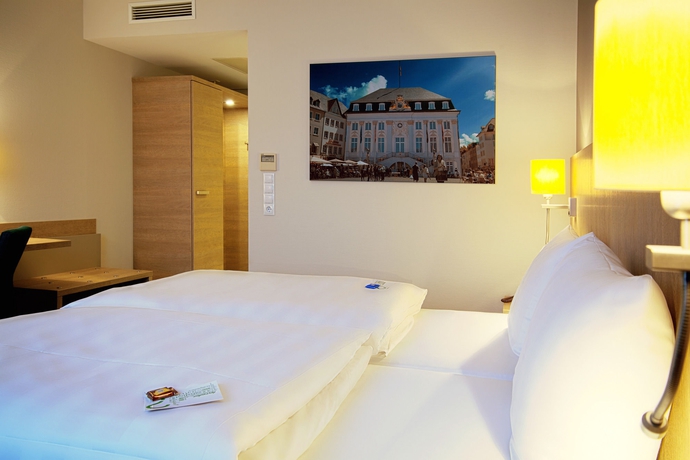 Imagen de la habitación del Hotel President, Bonn. Foto 5